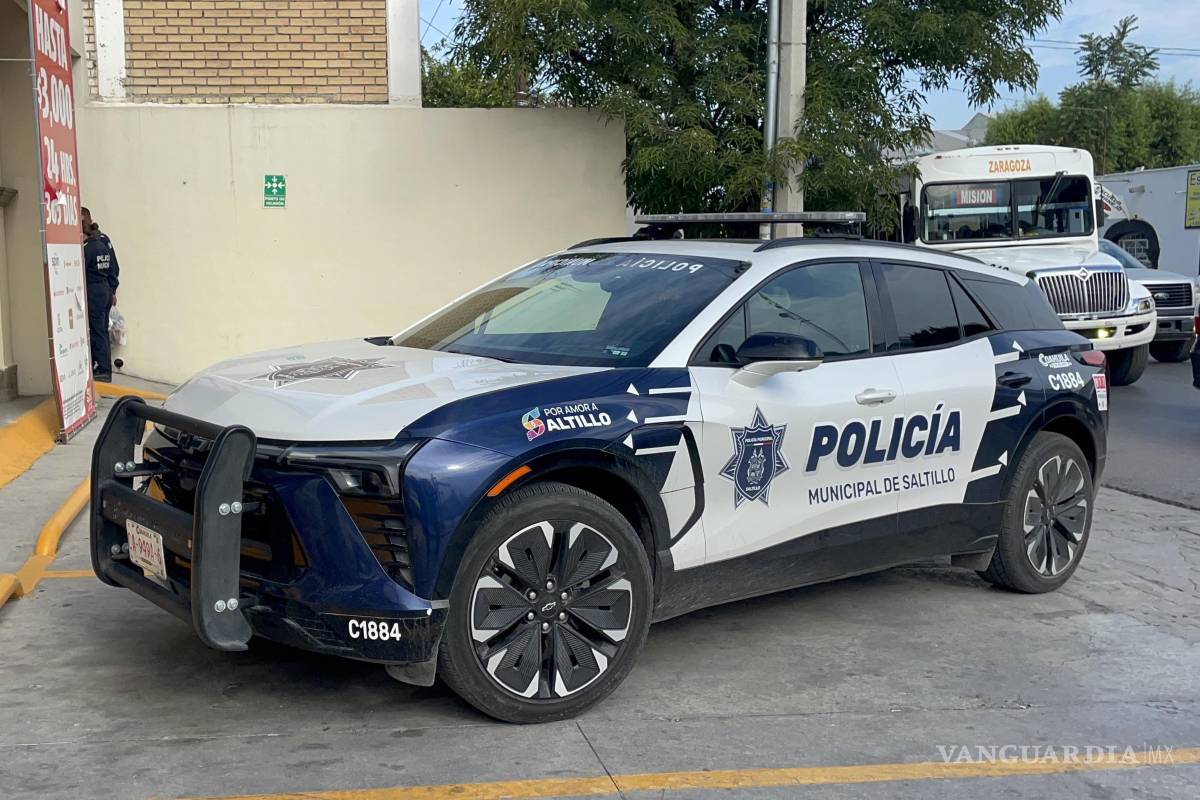 Detienen a ecuatoriano por allanamiento y daños en tienda de conveniencia del centro de Saltillo