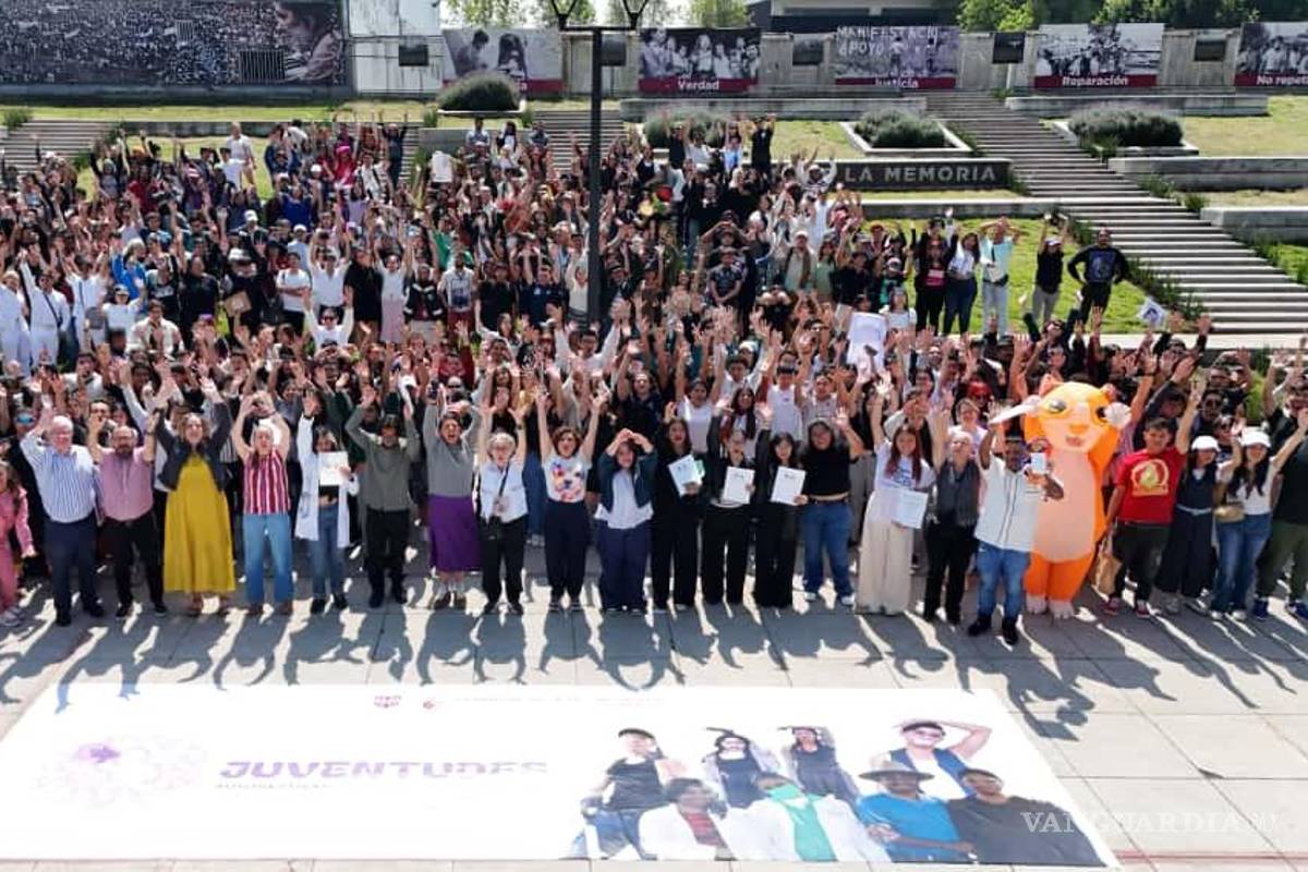 Jóvenes transforman la CDMX con más de 250 proyectos apoyados por el gobierno