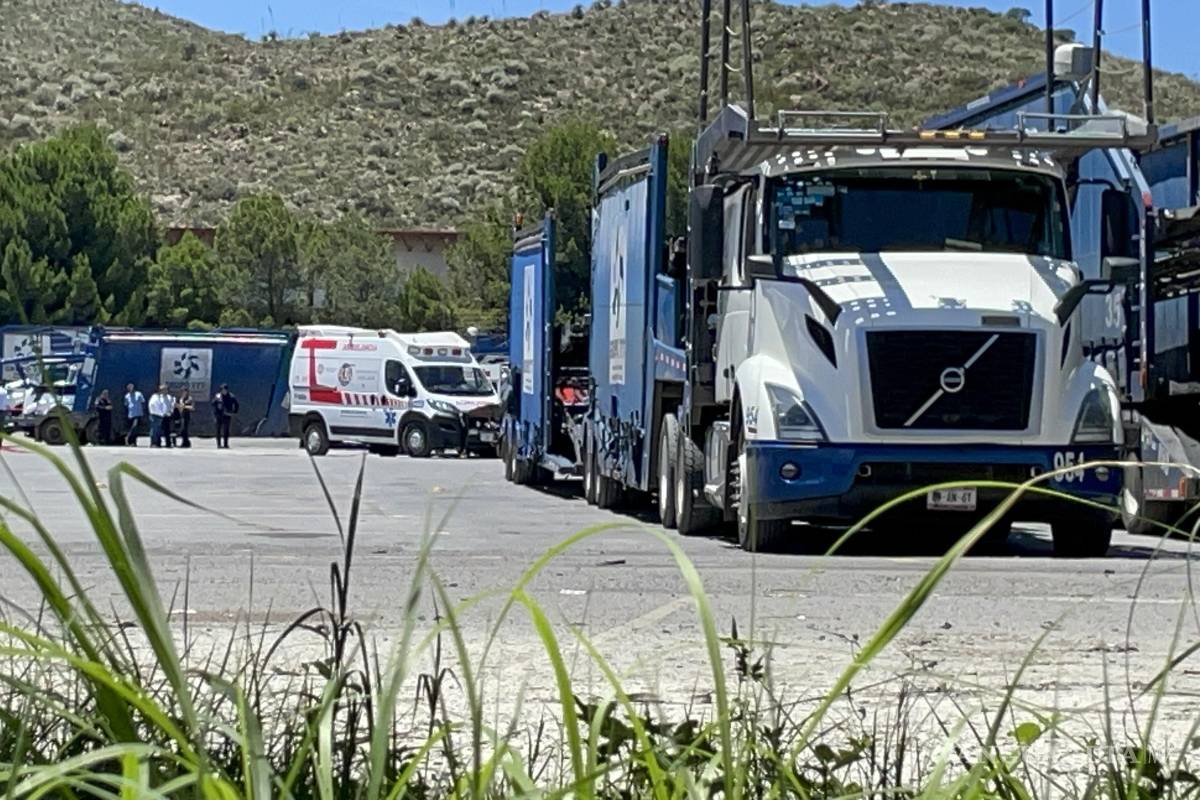 Trabajador muere prensado por nodrizas tras fatal maniobra, en empresa de Ramos Arizpe