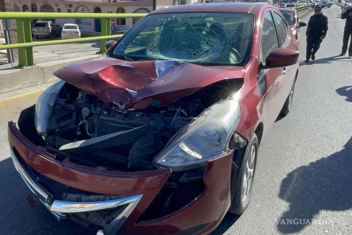 Saltillo: muere hombre atropellado por elemento de la AIC en periférico LEA
