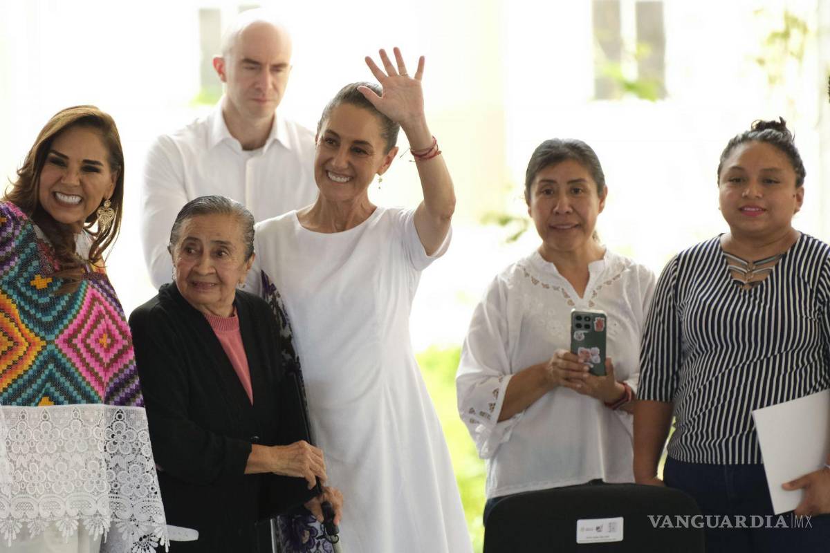 Sheinbaum asegura inflación controlada y defiende que la 4T gobierna para el pueblo