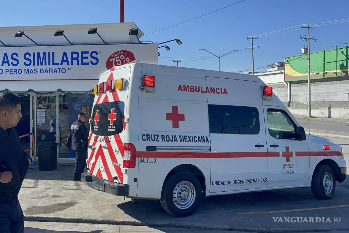 Saltillo: joven ingiere insecticida intentando quitarse la vida; pide ayuda en farmacia al no soportar el dolor