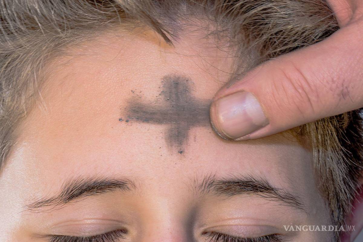 $!Miércoles de Ceniza: Este día de febrero 2026, files marcan el inicio de la Cuaresma