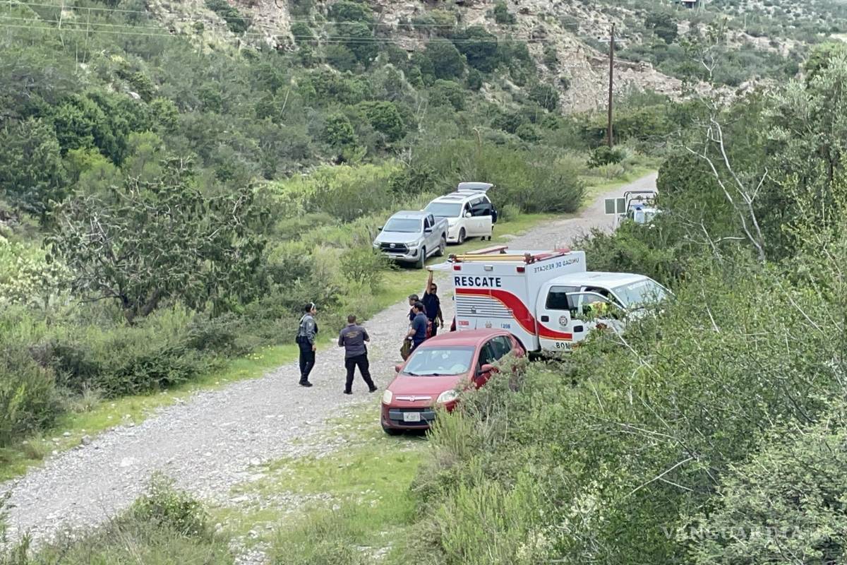 $!En el sitio del hallazgo había anotaciones de tipo satánico en una libreta, entre otros objetos.