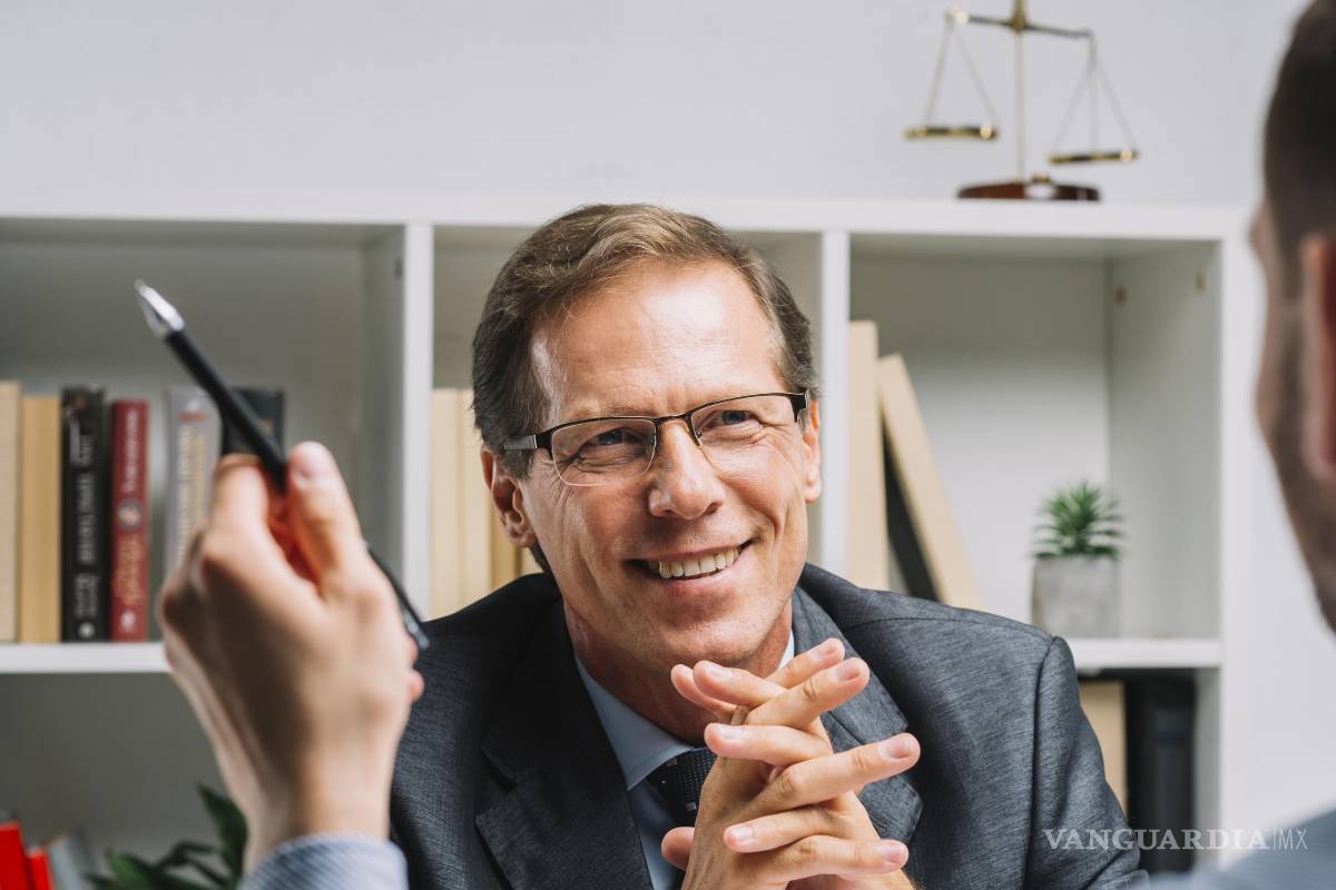 $!La comunicación fluida de un empleado con su jefe denota compromiso y reduce la posibilidad de malentendidos.