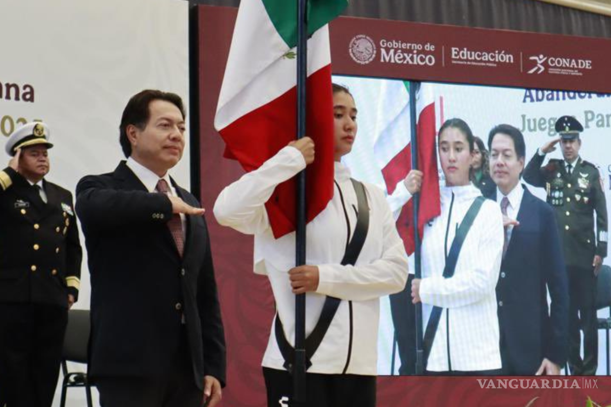 Ángela Ruiz recibe el lábaro patrio rumbo a los Juegos Panamericanos Junior Asunción 2025