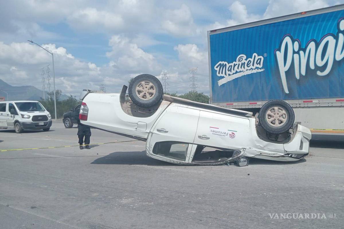 Accidente en carretera a Monclova deja un fallecido y siete lesionados, en Nuevo León