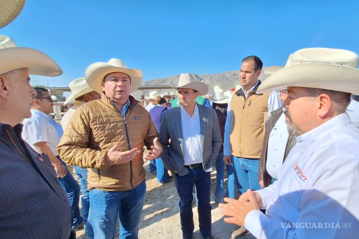 $!A la reuni´ón asistieron alcaldes de varios municipios de Coahuila.