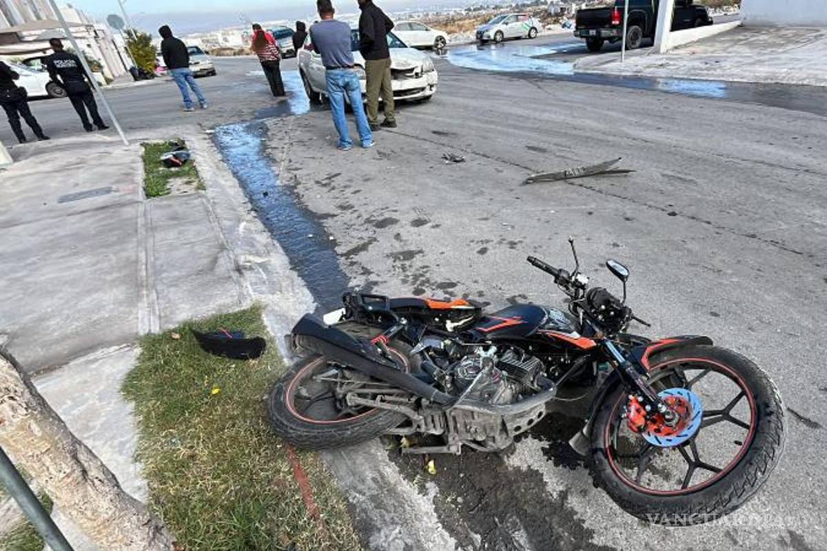 $!El choque se registró en el cruce de las calles Santa Rita y De la Huasteca.