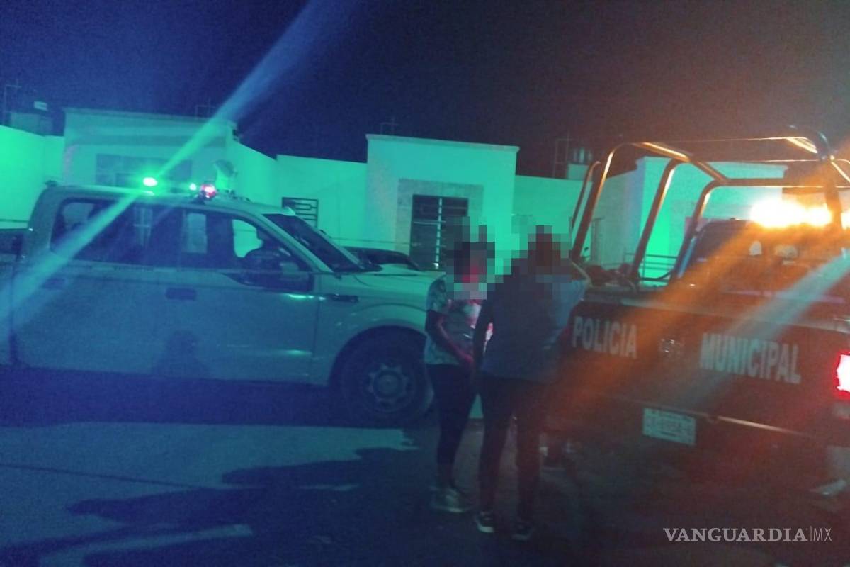 $!Policías municipales resguardaron el domicilio donde ocurrió la tragedia.