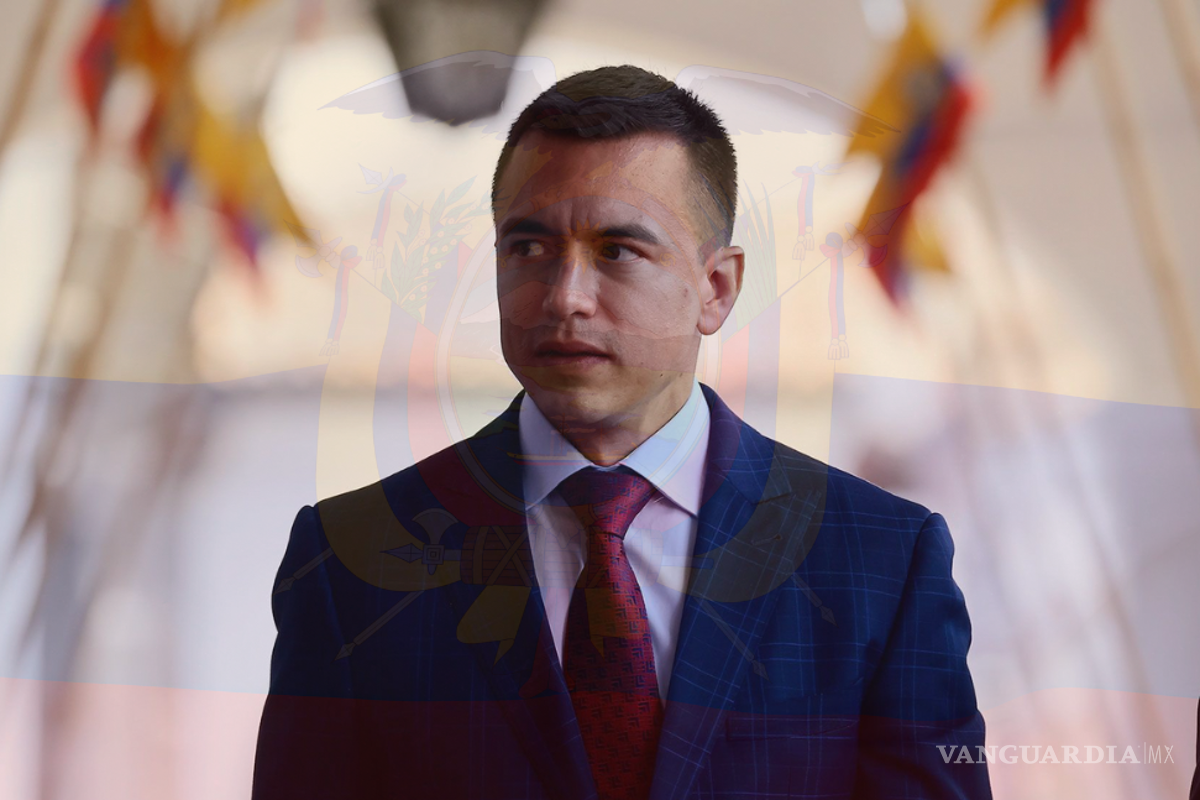 Manifestantes lanzan piedras contra el vehículo del presidente de Ecuador