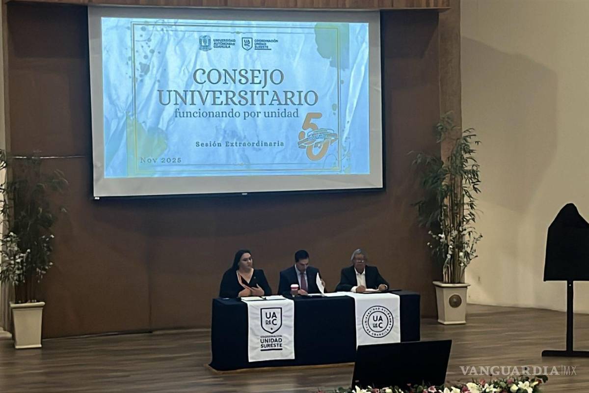 $!Eva Kerena Hernández, actual coordinadora de la Unidad Sureste, subrayó el valor del trabajo conjunto y la participación femenina en los espacios de dirección universitaria.