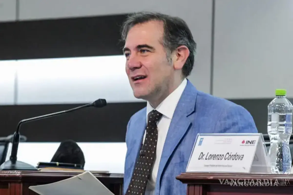 SEP reacciona a fallo de SCJN para eliminar mención de Lorenzo Córdova en libros de texto