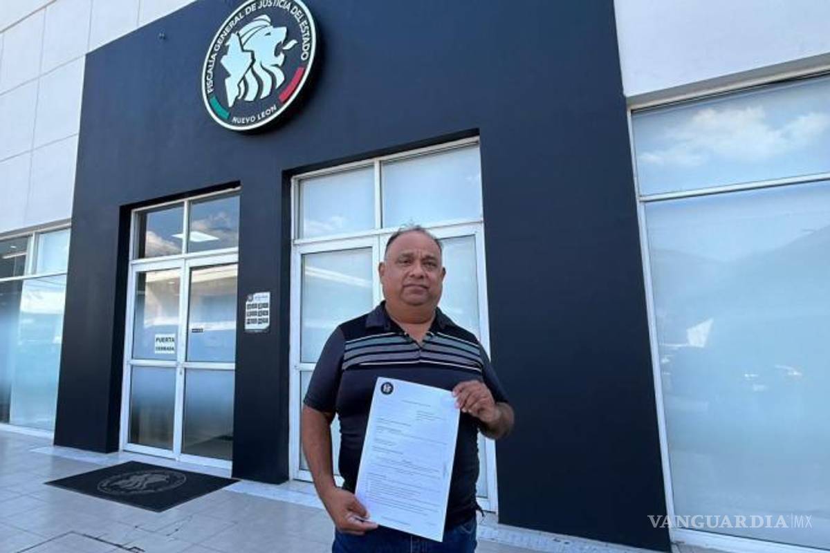 $!Dueños de las propiedades y vehículos afectados por un incendio de grandes proporciones en Santa Catarina, Nuevo León, acudieron a interponer la denuncia en contra de quien resulte responsable.