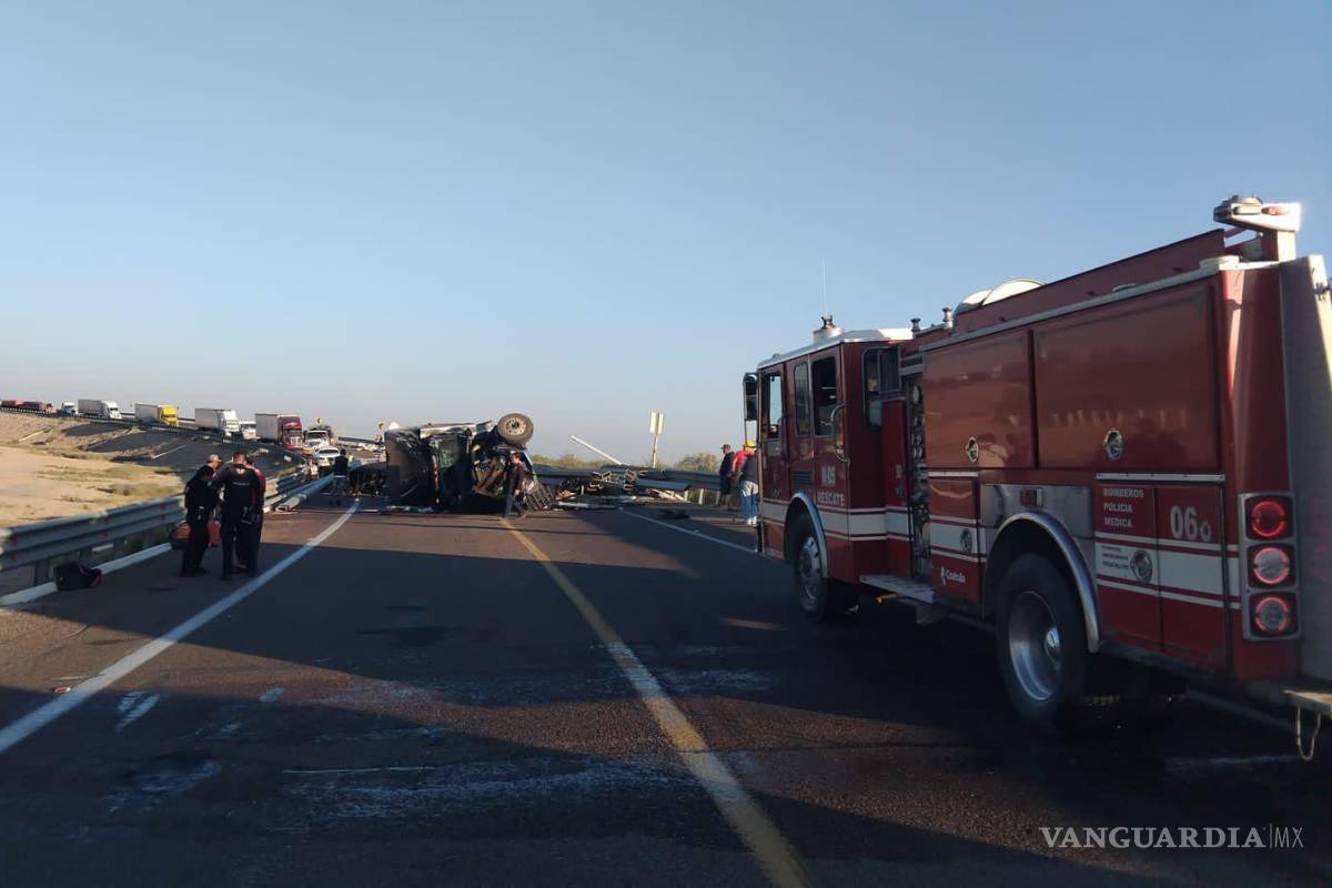 Matamoros: caos vial tras volcadura de tráiler en libramiento Laguna Norte