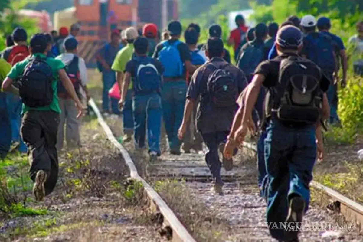 Sentencian a 12 años de prisión a dos hombres por traslado de 137 migrantes, en Nuevo León