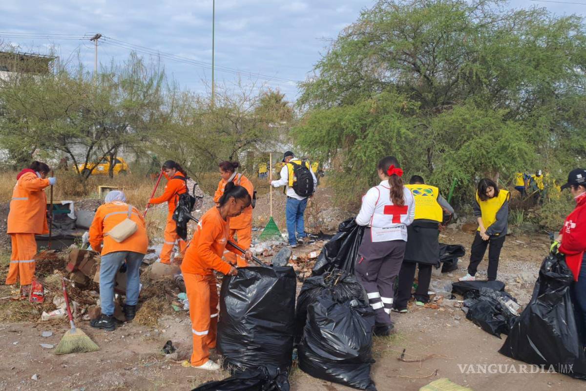 Torreón: recuperan Villas Universidad con retiro de 20 toneladas de basura