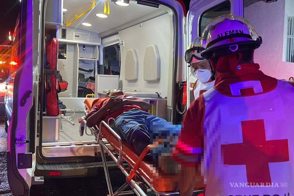 Saltillo: hombre ebrio es atropellado al intentar cruzar la calle; conductor detenido