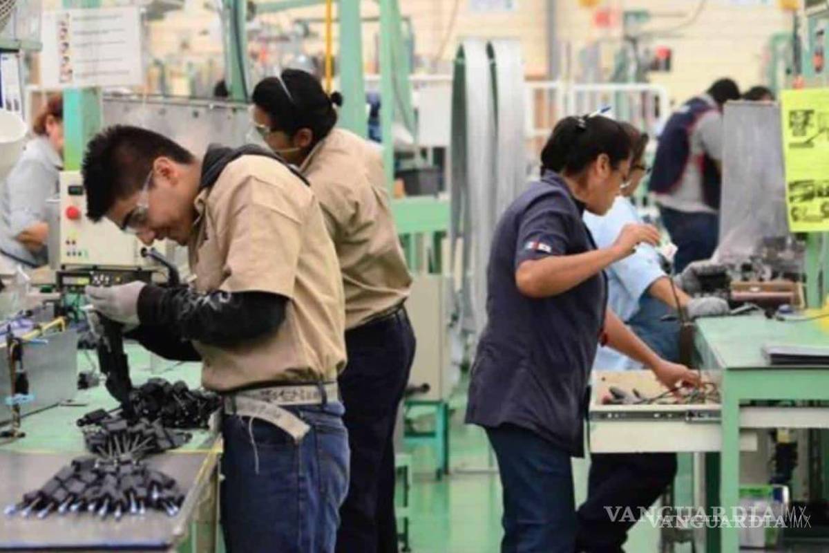 Coahuila: ‘Huyen’ más trabajadores por deterioro de condiciones laborales, afirma Inegi; ‘no es generalizado’, señala IP