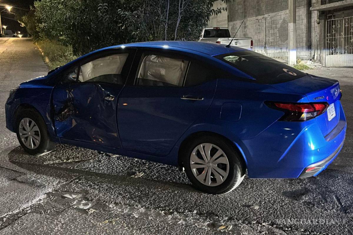 Se pasa el alto y provoca choque al sur de Saltillo