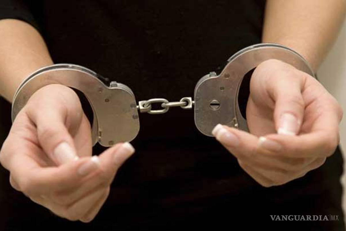 En Pakistán condenan a muerte a alumnas que degollaron a una maestra, la acusaron de blasfemar