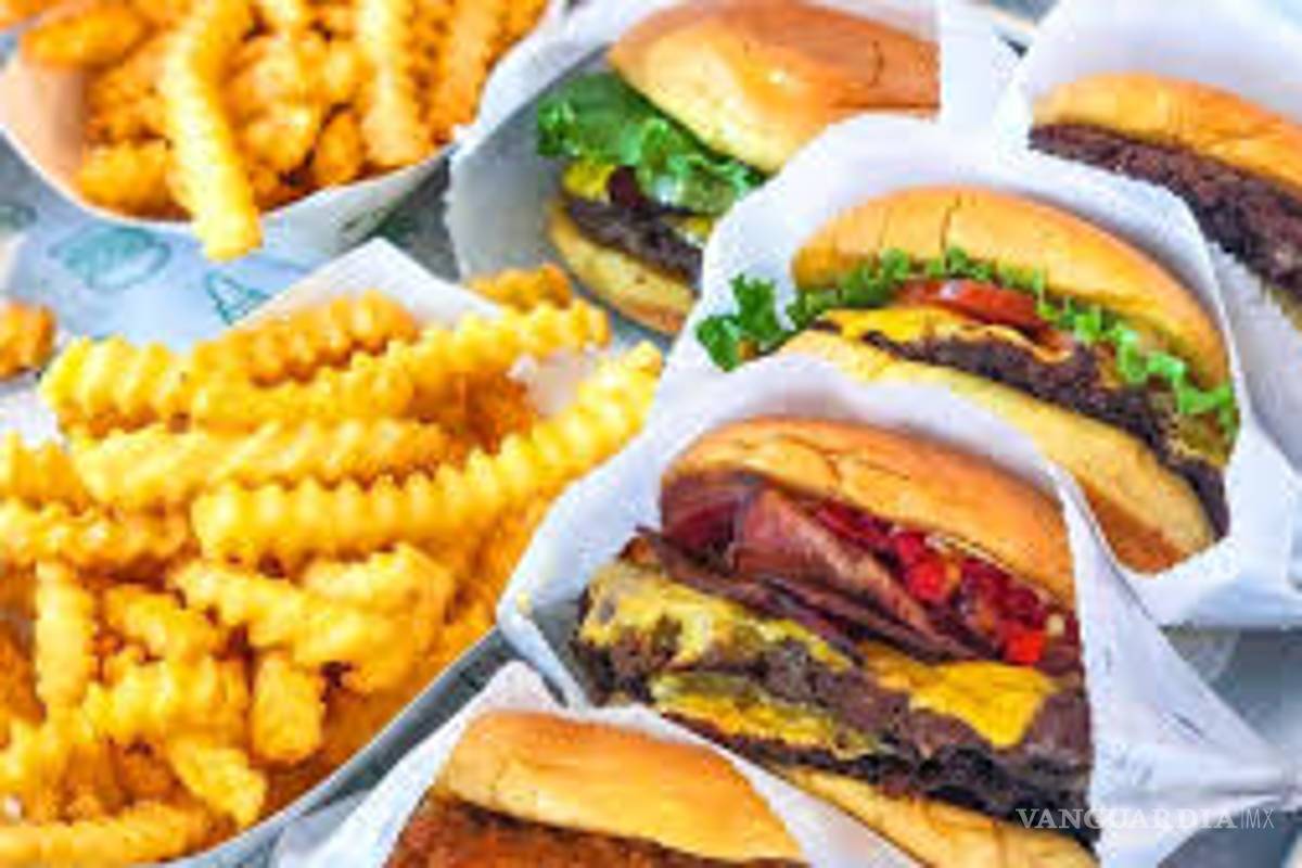 El costoso menú de las hamburguesas 'Shake Shack', ¿pagarías 229 por uno de sus combos?
