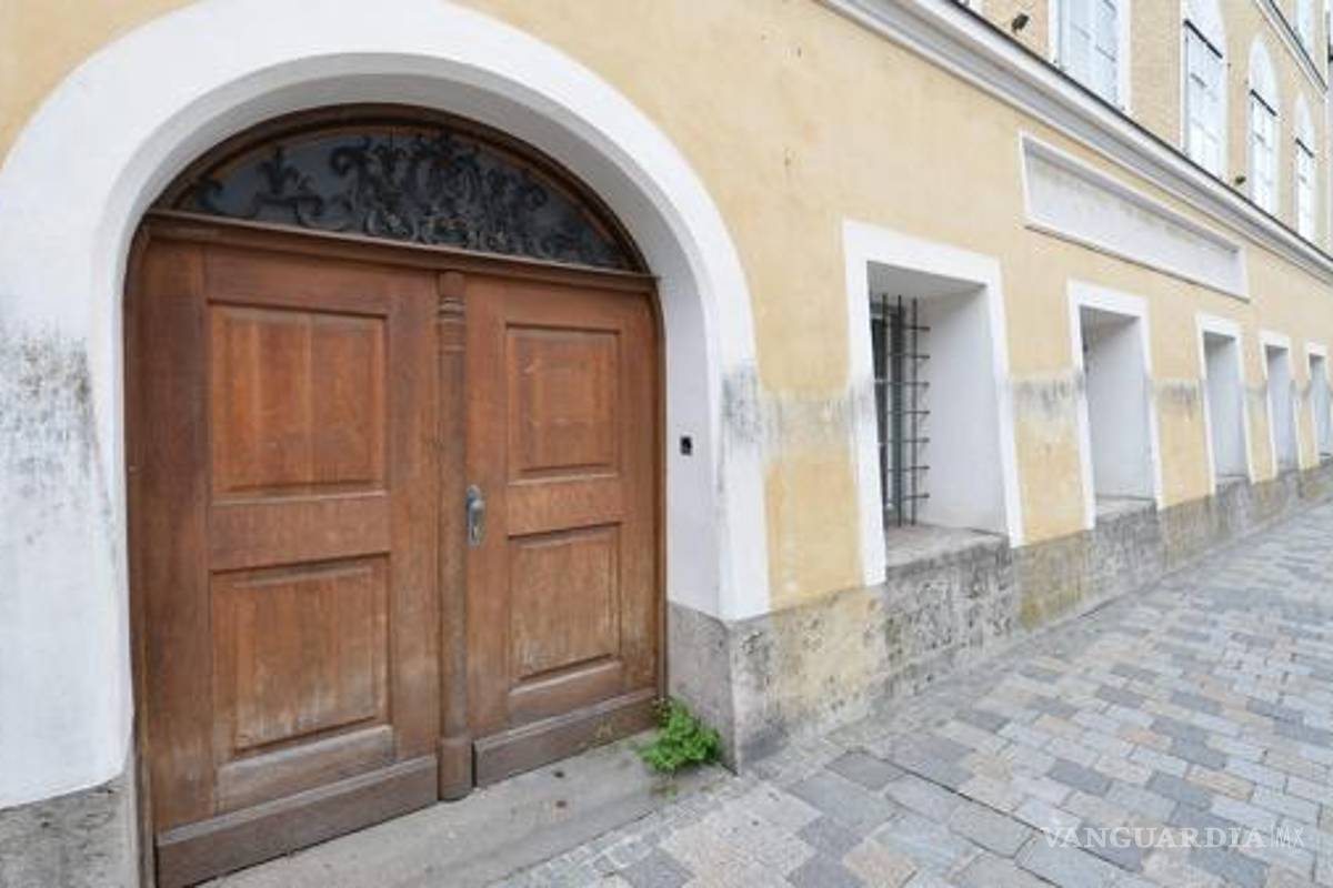 $!Austria expropiará la casa natal de Hitler, pero no la demolerá