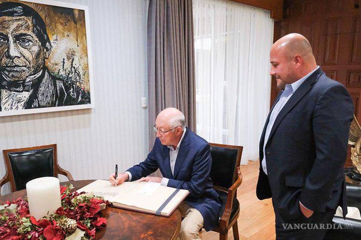 Asegura Ken Salazar que EU busca unir fuerzas con Jalisco contra la delincuencia