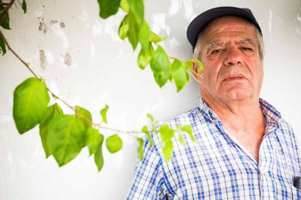 Pasó 43 años en una silla de ruedas por un error médico