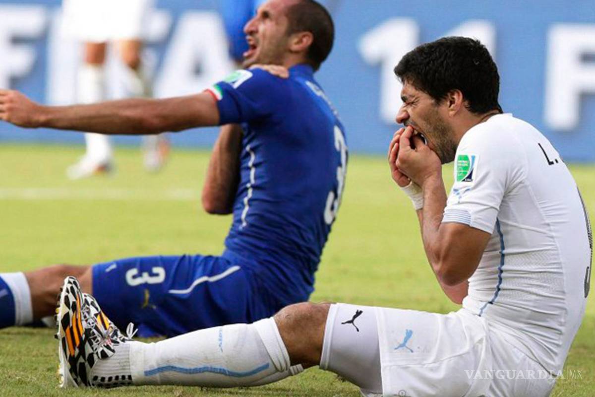 Suárez y Chiellini en Juventus, podrían ser compañeros después del mordisco