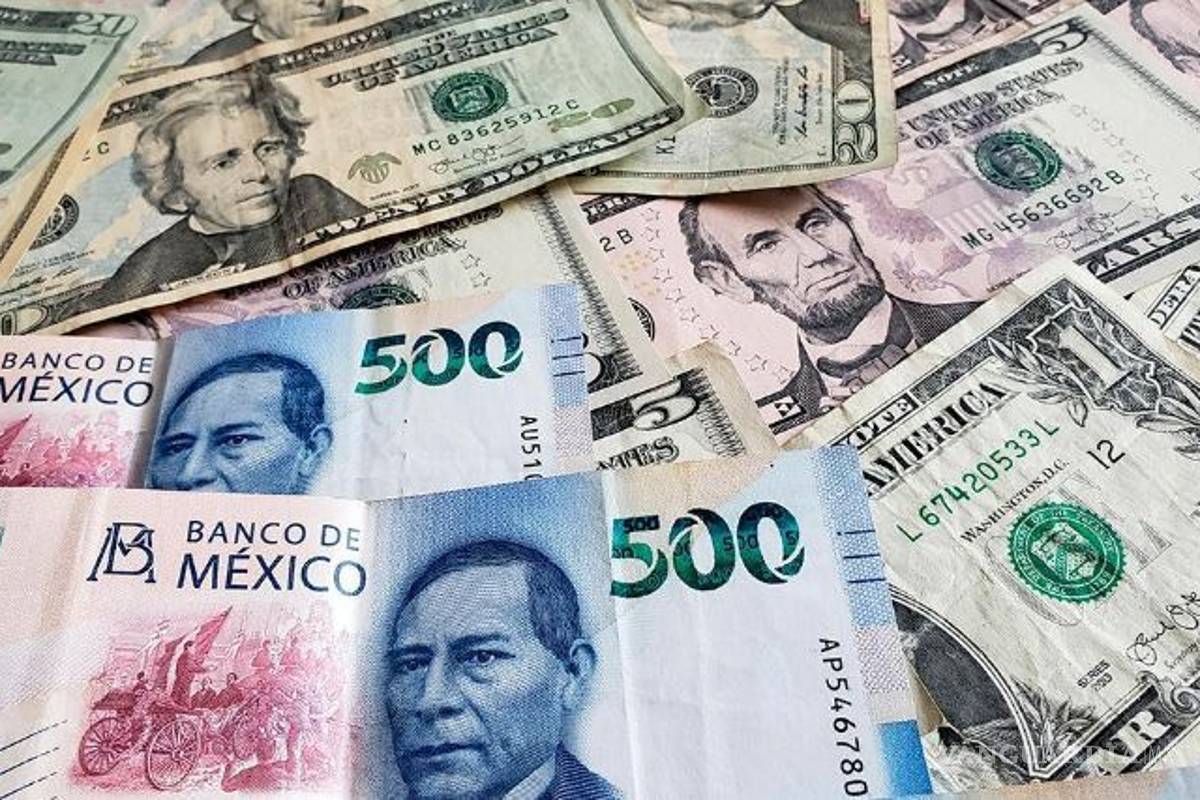 Peso retrocede en medio de tensiones políticas de América Latina