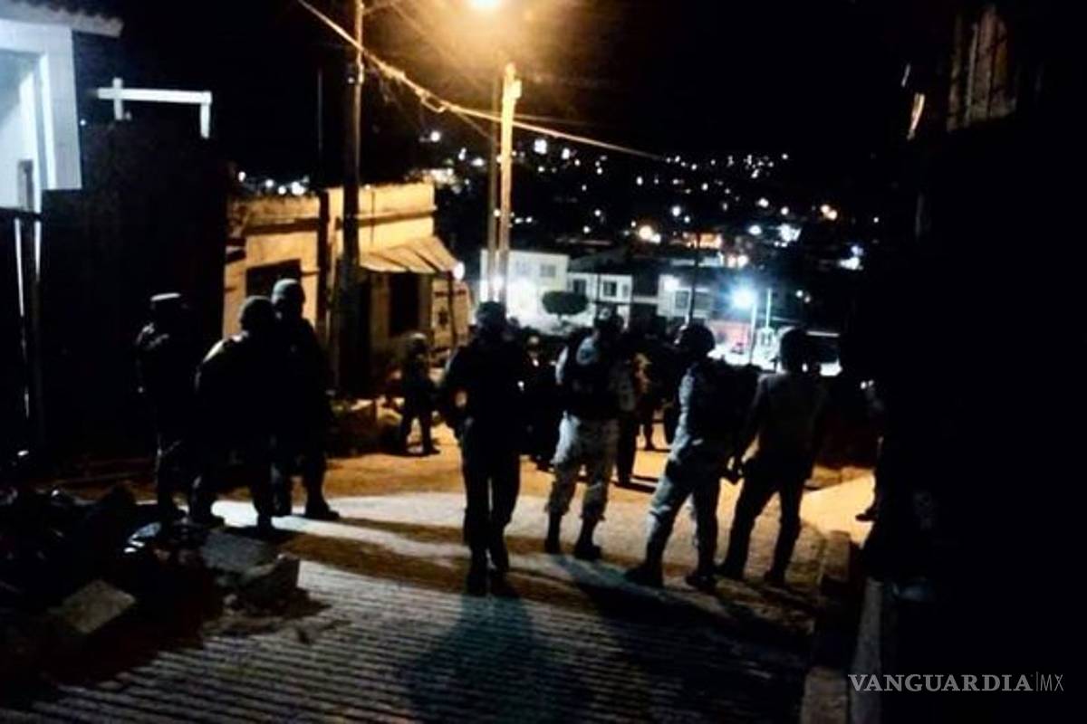 $!Pobladores retienen y golpean a paramédicos en Chiapas, no creen en el COVID-19