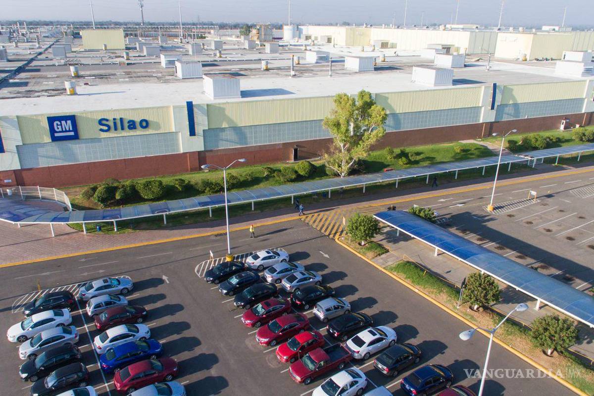 Se reúnen directivos de GM con sindicatos de planta en Silao