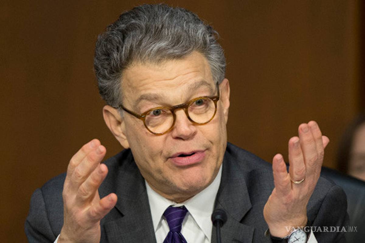 Una mujer acusa de abuso sexual al senador demócrata Al Franken