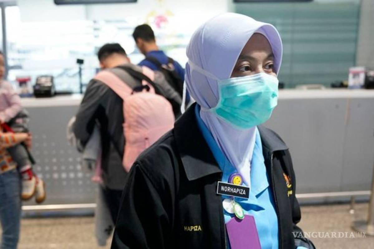 Sube a 425 cifra de muertos por coronavirus en China; hay 19 mil 698 casos confirmados