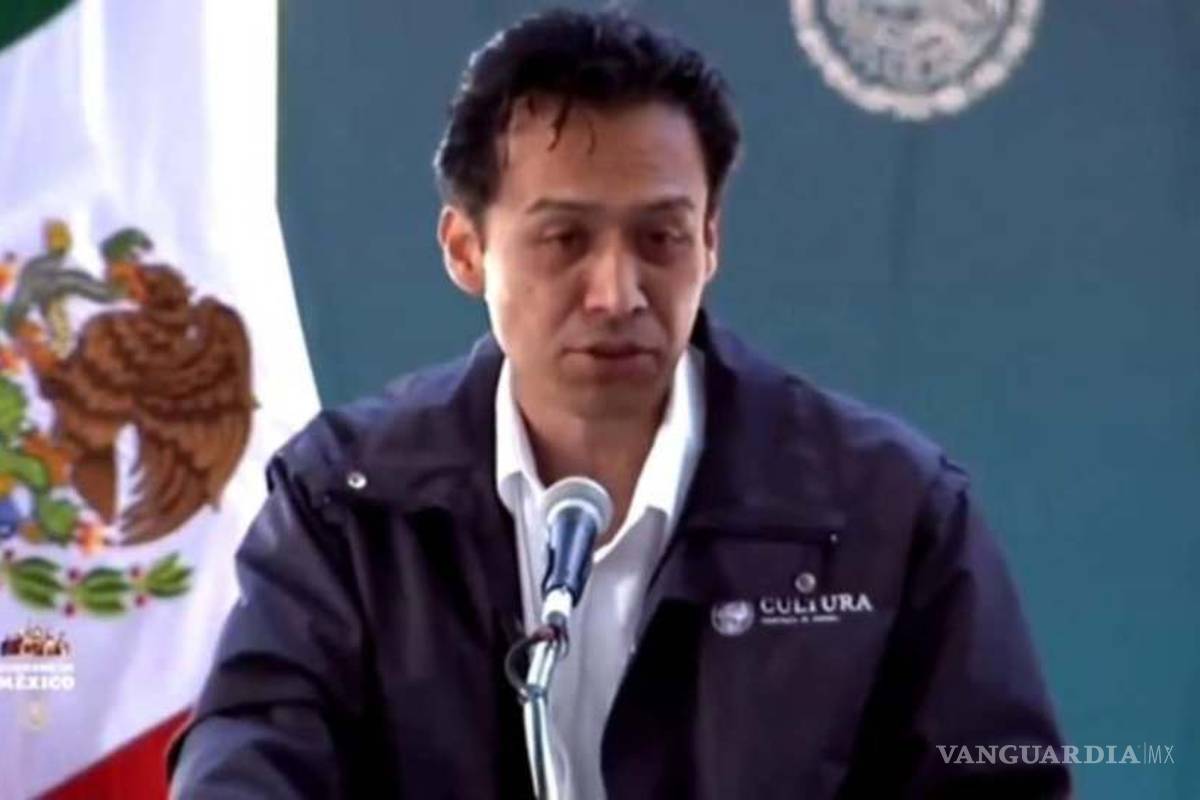 ‘¿Quieren cambiar este sistema machista? Vayan a la biblioteca’, dice Marx Arriaga, funcionario de la SEP, a las mujeres