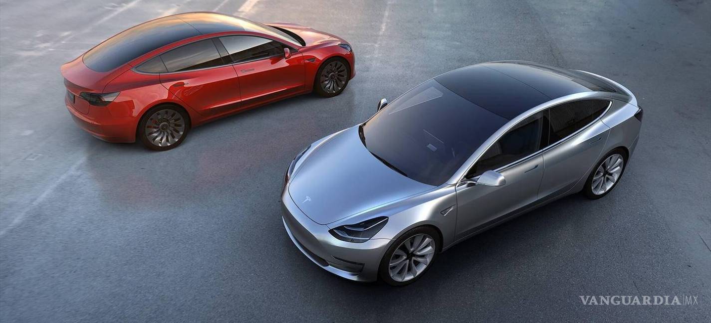 $!El Tesla Model 3 seguirá sin ser tan accesible como se pretendía: Elon Musk