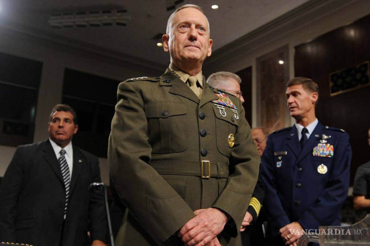 Congela Secretario de Defensa veto a transgéneros en las fuerzas armadas de EU