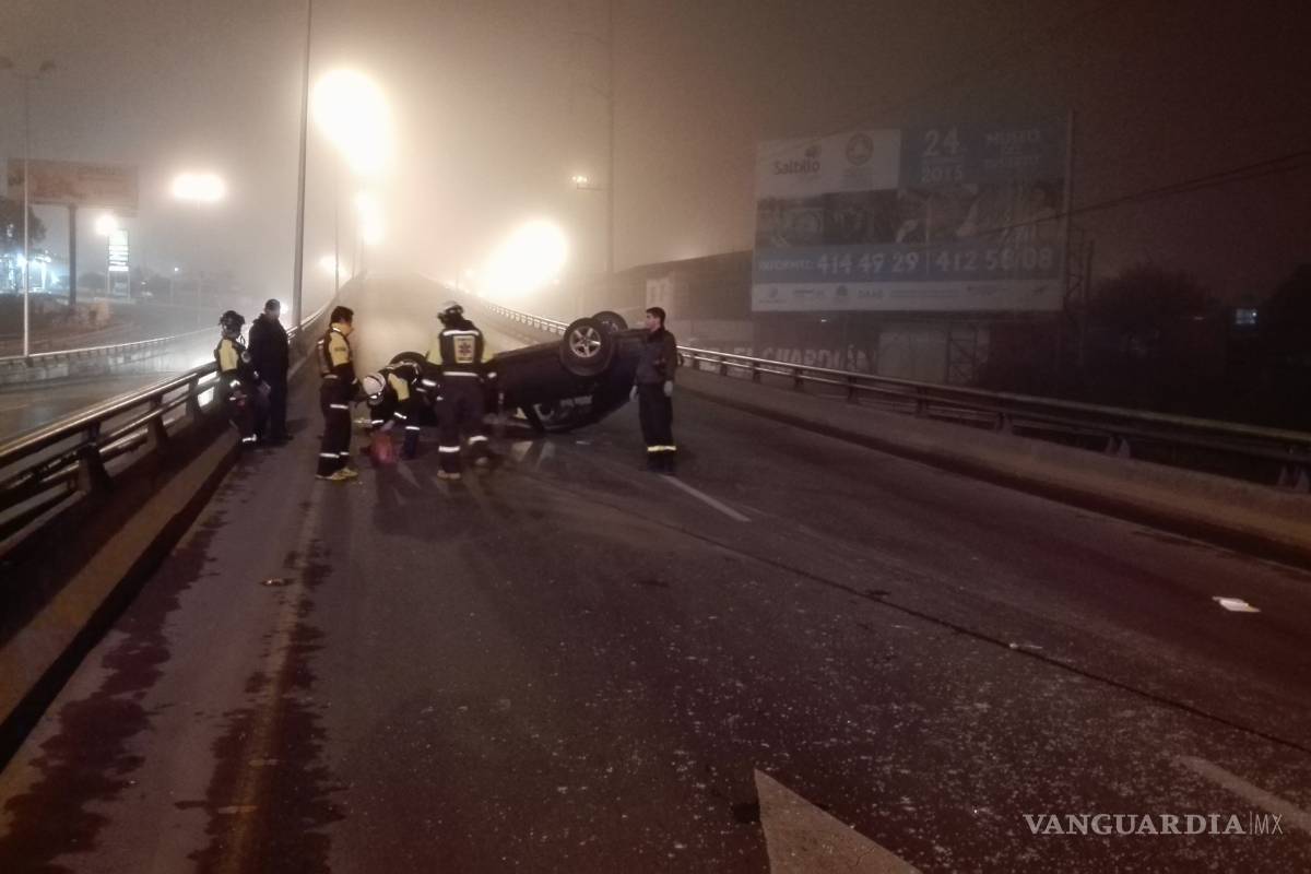 Volcadura en Luis Echeverría