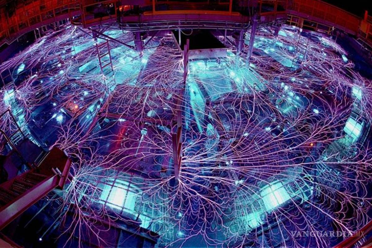 Logran que la máquina que estudia el universo, produjera una temperatura similar a la del Sol