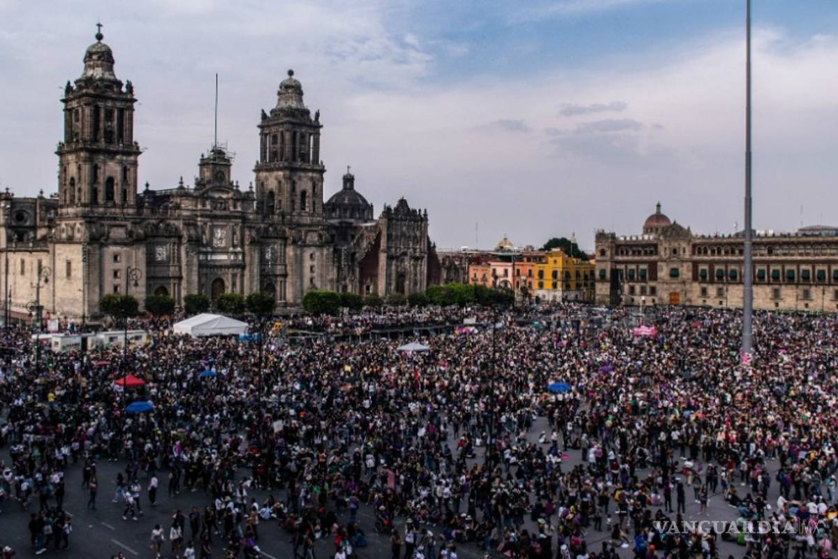 AMLO felicita a las mujeres que marcharon por el Día Internacional de la Mujer; asegura que hay un “conservadurismo disfrazado de feminismo”