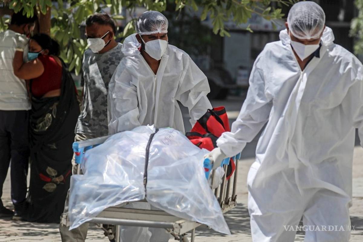 India en alerta por oleada de hongos negros que afectan a los pacientes de COVID-19