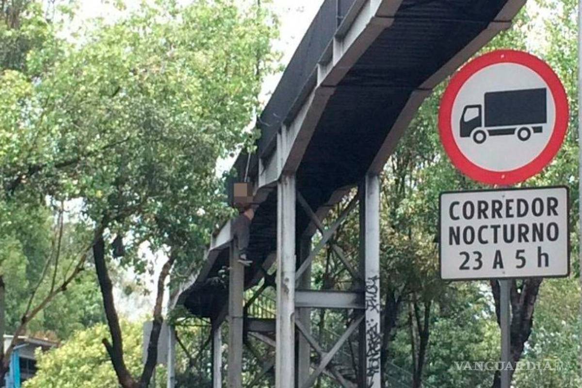 Anciano se cuelga de puente en la CDMX y deja carta explicando la razón