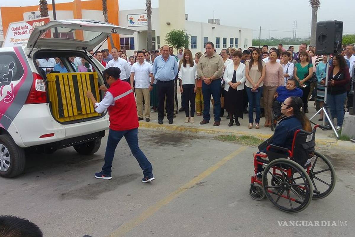 Entregan transporte UNEDIF en Acuña