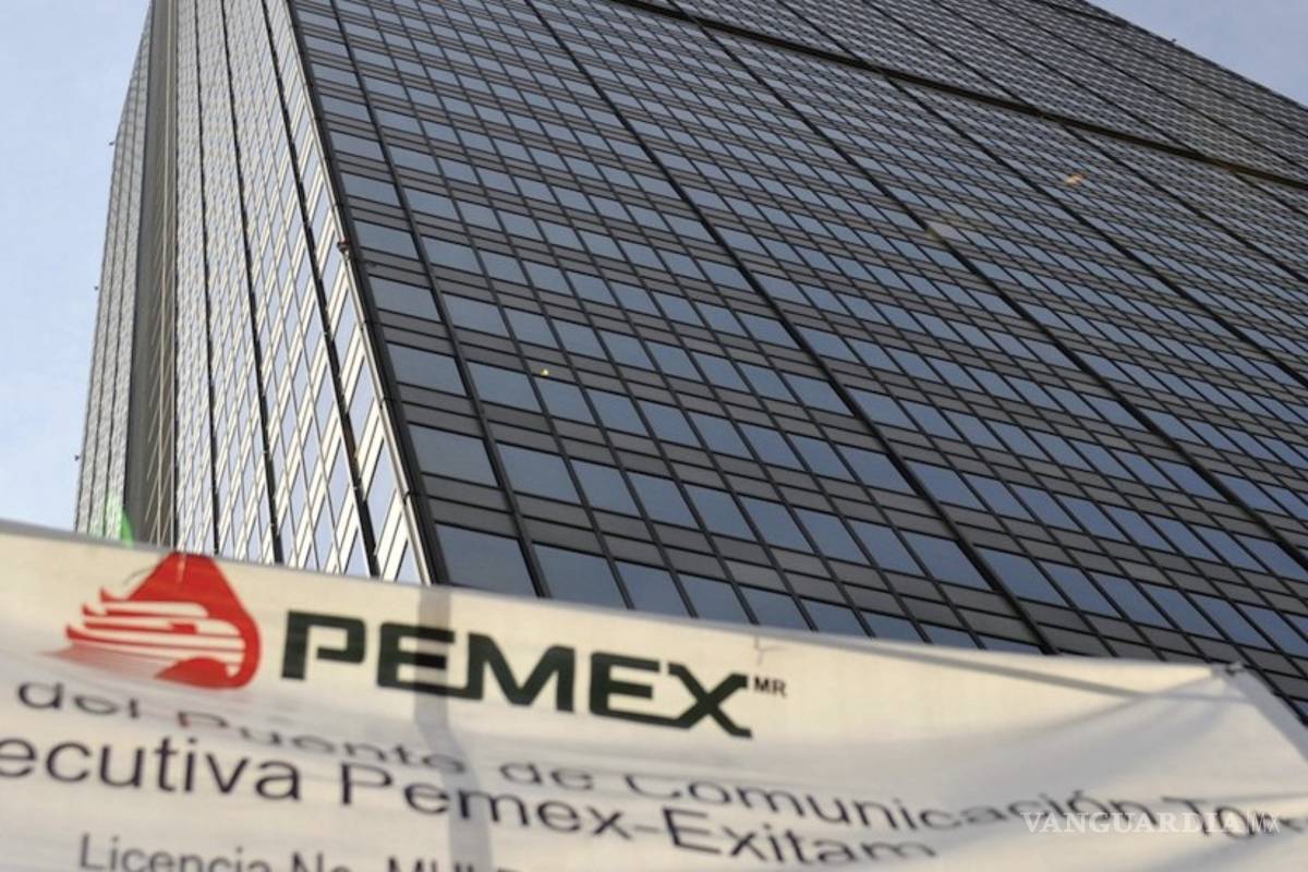 Pemex comenzará a intercambiar crudo por gasolina para ahorrar efectivo