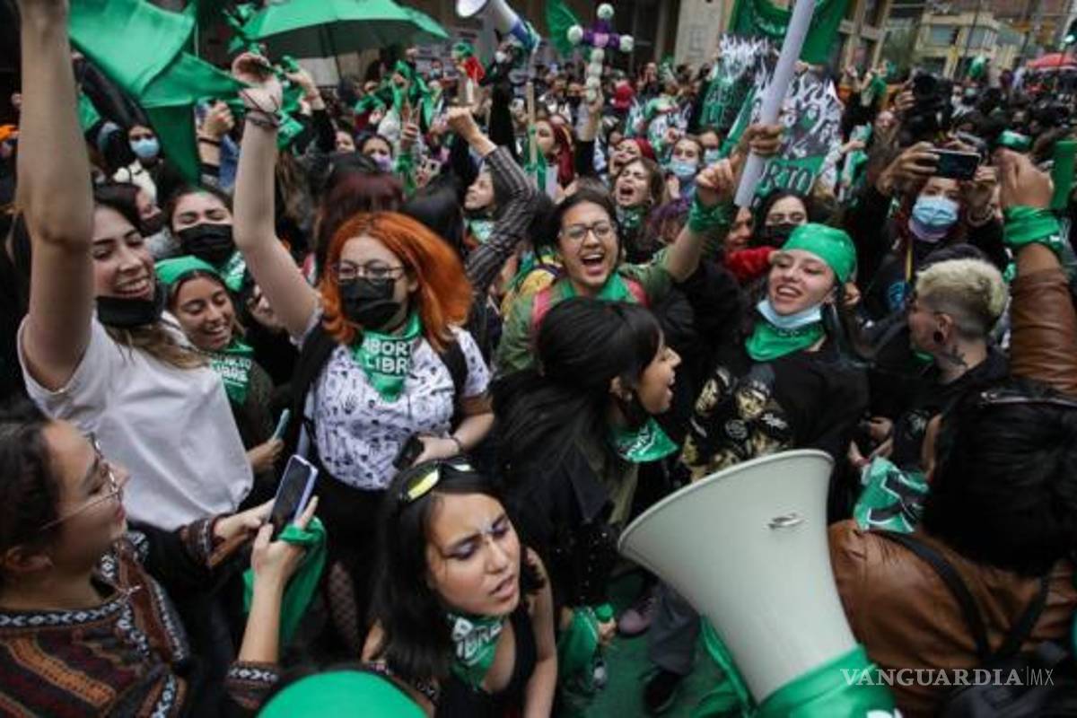 Despenalizan el aborto en Colombia hasta los 6 meses de embarazo