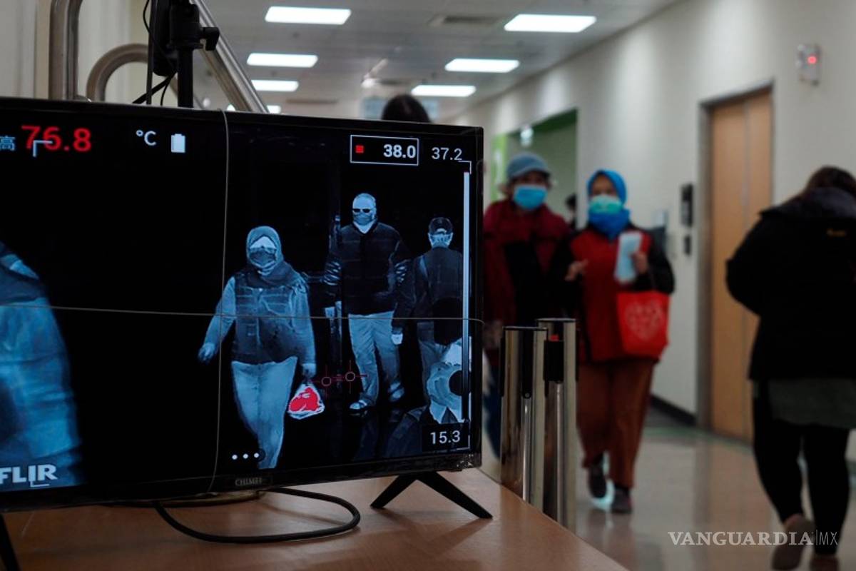 Habría casi 76 mil infectados por coronavirus en Wuhan