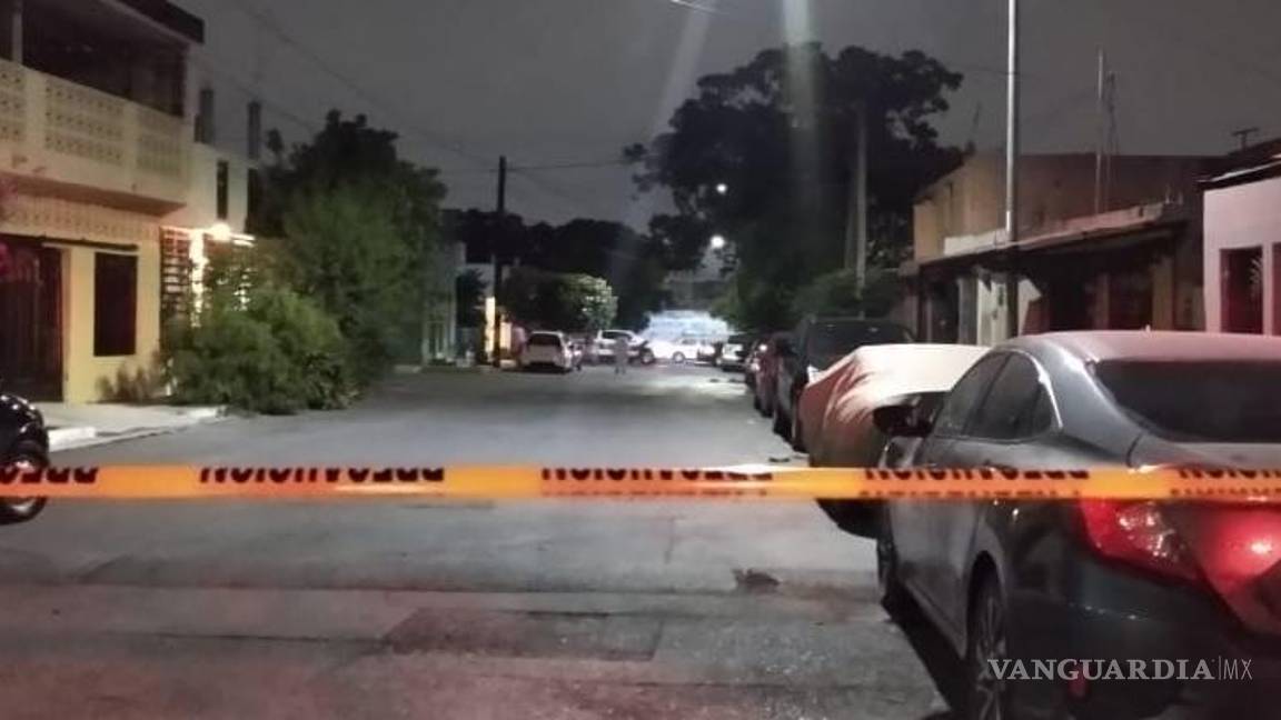 $!Balean a fanático de Rayados en los festejos del título