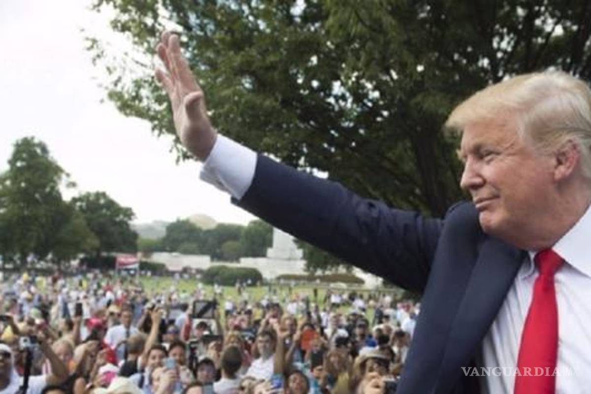 Donald Trump contrata a migrantes para club en Florida