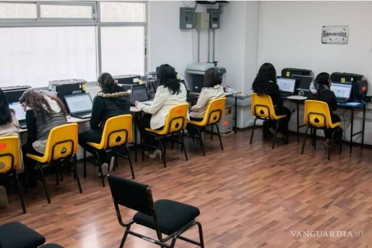 Ganan $10 mil recién egresados ya sean de universidades públicas o privadas